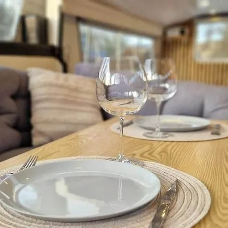 ספינת מלון Bateau Nuit Sur La Marne