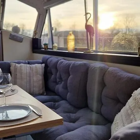 ספינת מלון Bateau Nuit Sur La Marne *