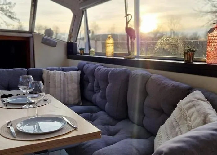 ספינת מלון Bateau Nuit Sur La Marne *